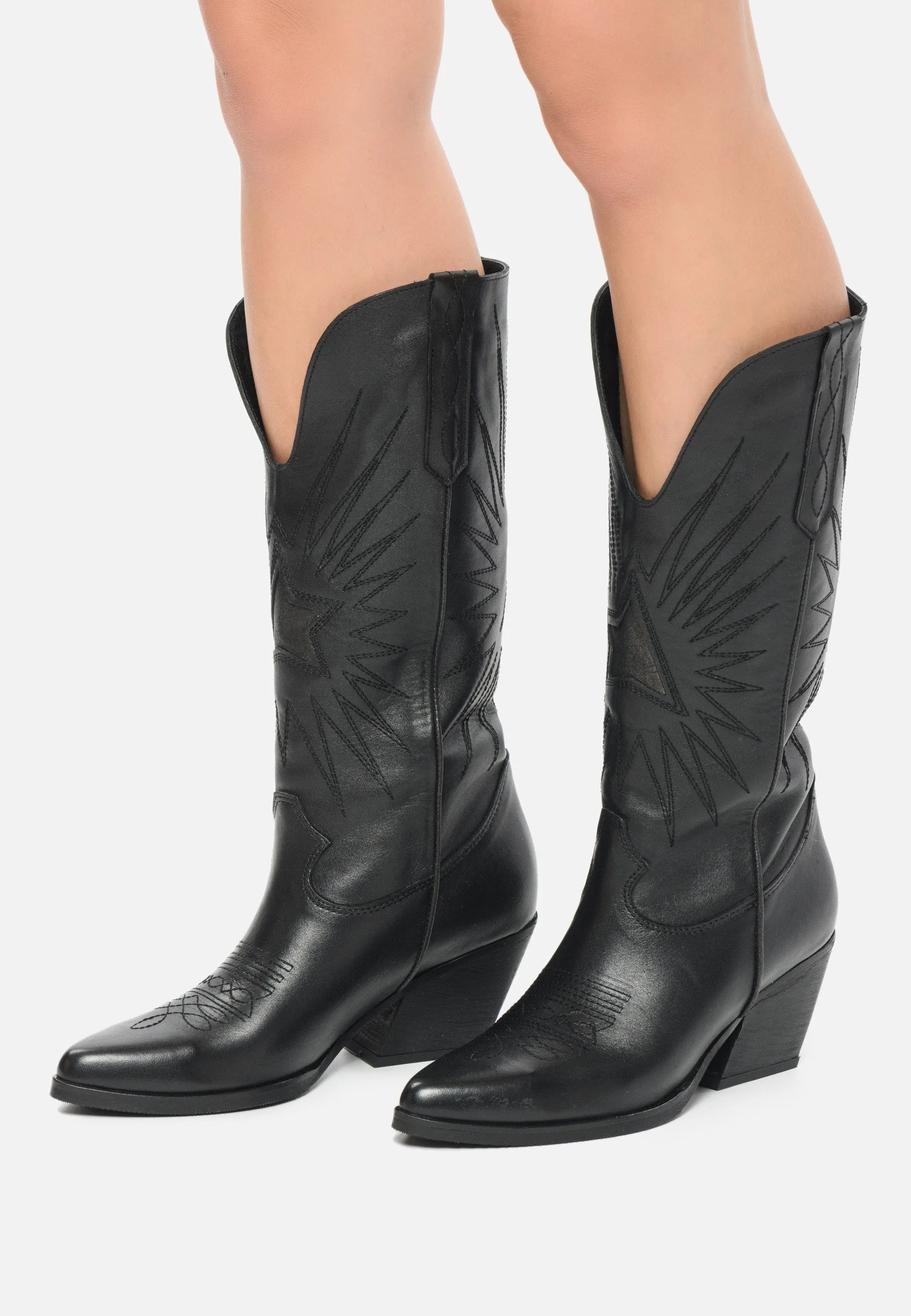 Black Cowboys Boots- Stylish Western Leather Footwear with Pointed toe and block heel