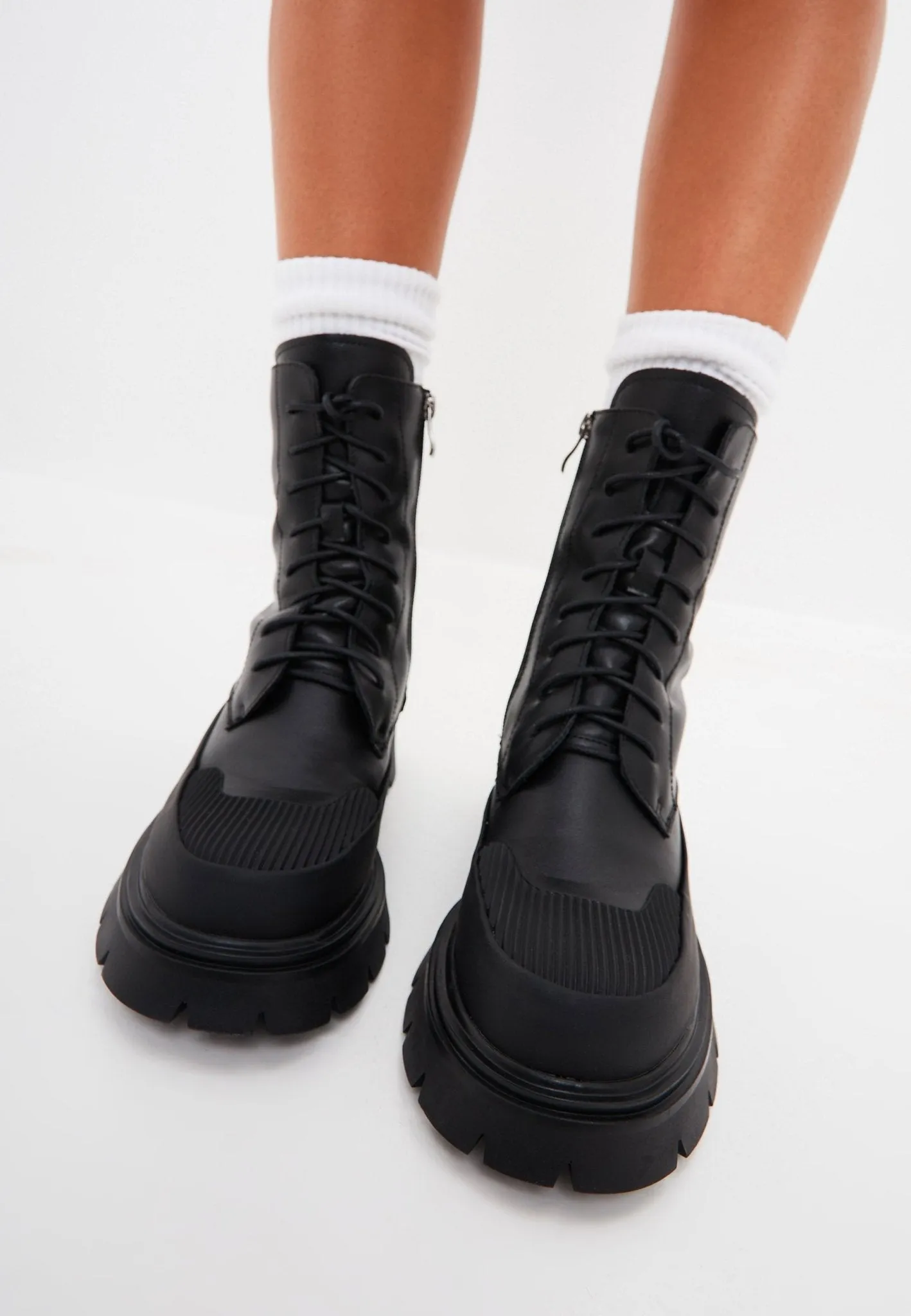 Casual Suede Lace-up Ankle Boots - Black