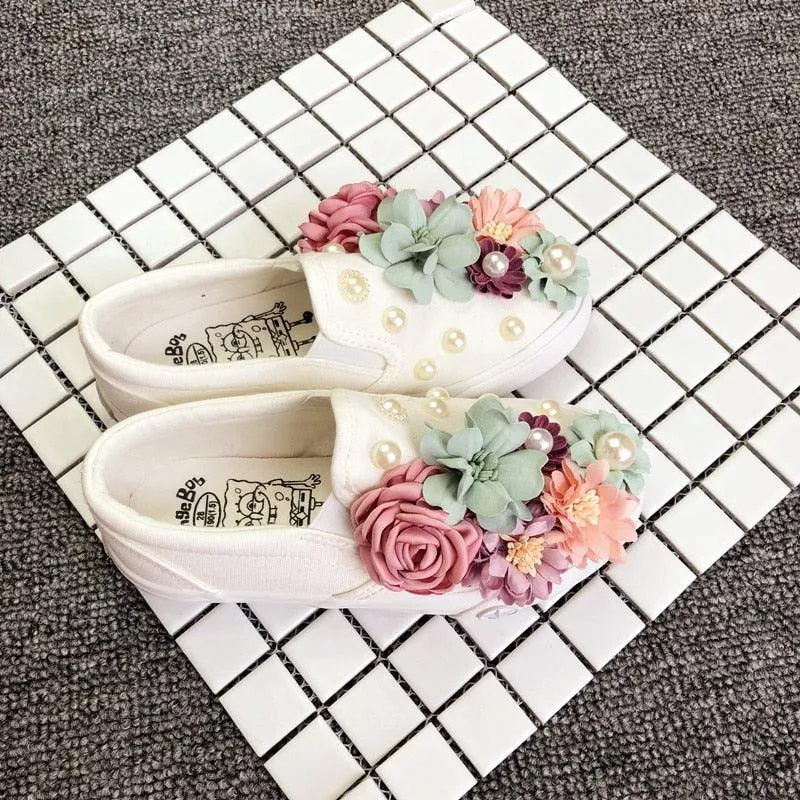 Designer Hand-made Embroidery Sweet Beauty Comfortable Flats Brand Sneakers