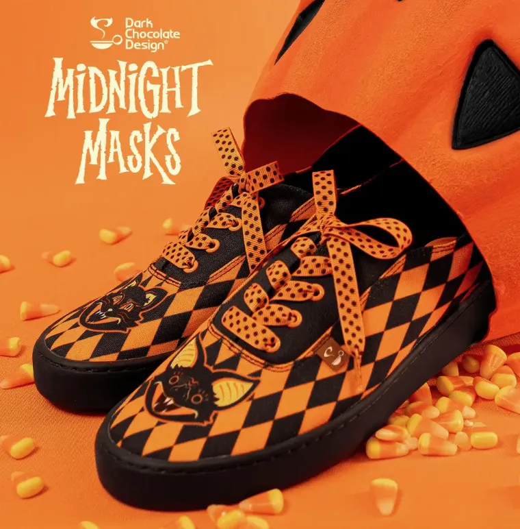 Hot Chocolaticas® Midnight Masks Casual Sneakers