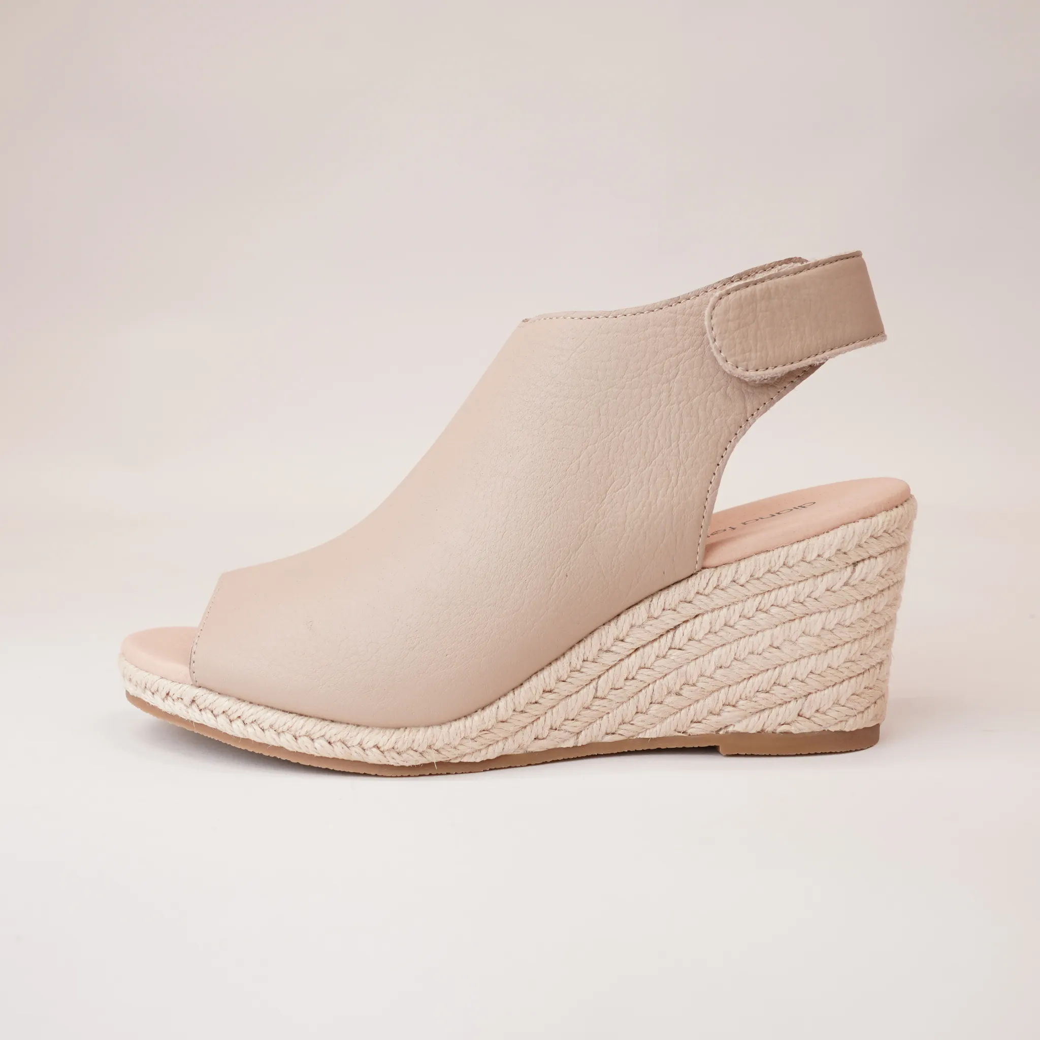 Jamcie Stone Leather Wedges