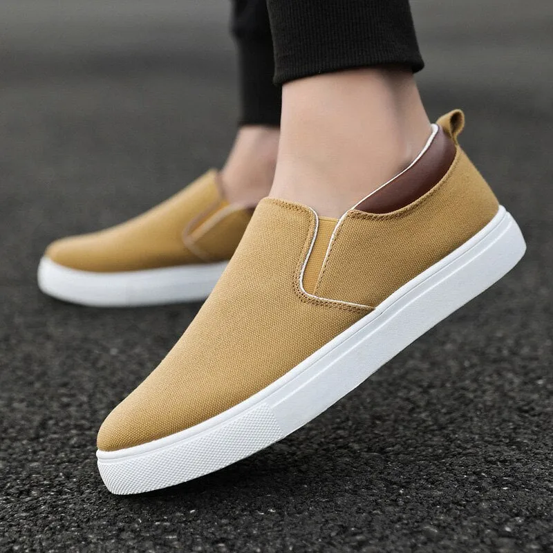 Loafers Men Spring New Casual Canvas Shoes Men Light Slip-on Sneakers Comfortable High-quality Flat Shoes Men Footwear ������������������