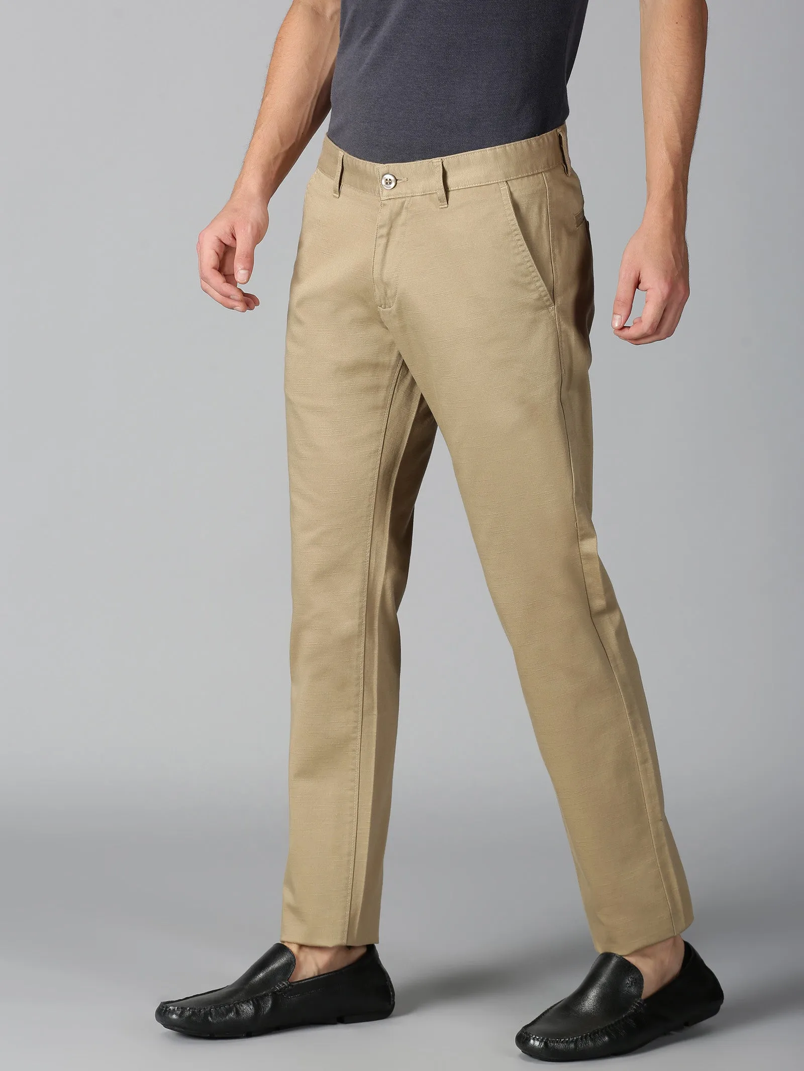 MEN'S LT KHAKI SOLID SLIM FIT TROUSER